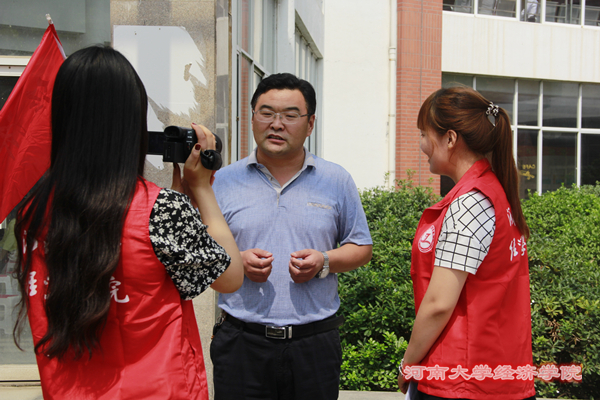 王桂书记亲切慰问