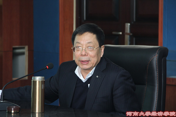 刘迎秋院长